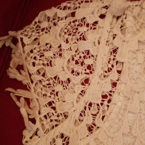 Miss Me Women's Lace Overlay Top - Picture 2 of 6
